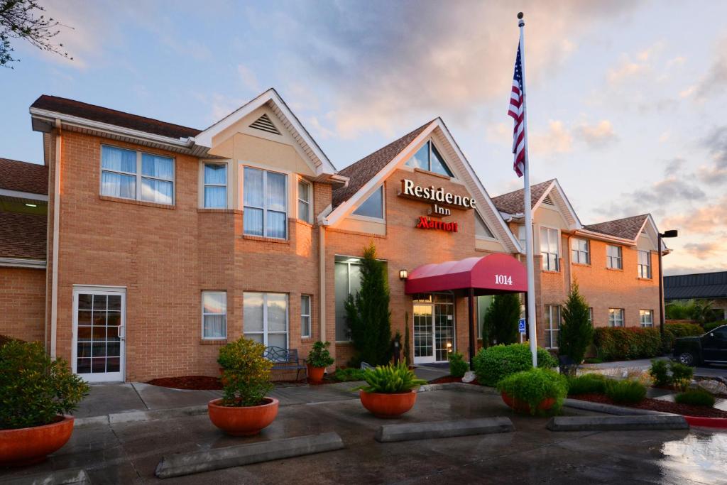 Residence Inn by Marriott San Antonio Airport/Alamo Heights Main image 1